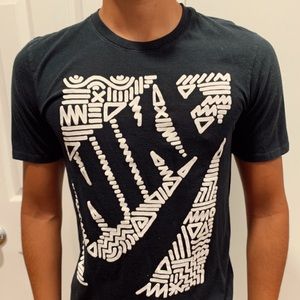 The Nike Tee Athletic Cut